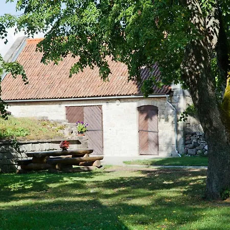Pargi 5 Курессааре