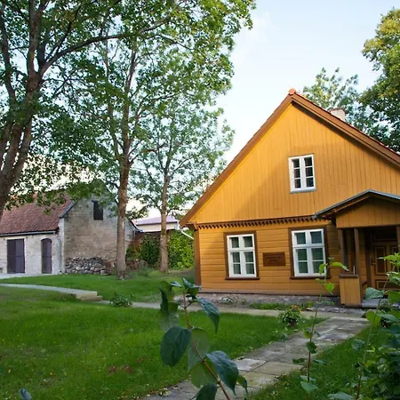 Pargi 5 Курессааре